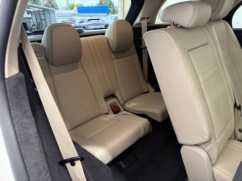 Used 2020 Mercedes-Benz GLE 450 4MATIC image 26