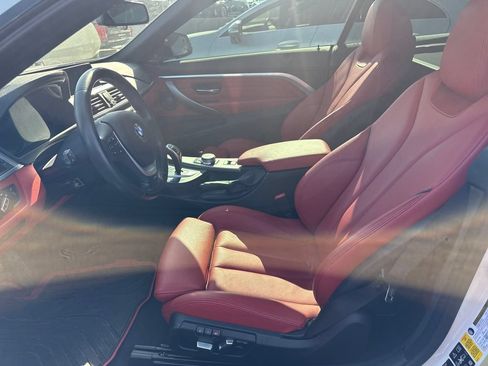 Used 2020 BMW 440i xDrive Convertible w/ M Sport Package AWD/4WD image 9