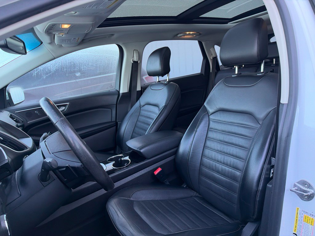 Used 2015 Ford Edge SEL w/ Equipment Group 201A AWD/4WD image 10