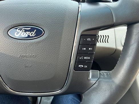 Used 2011 Ford Taurus SEL w/ 201A Rapid Spec Order Code FWD image 18