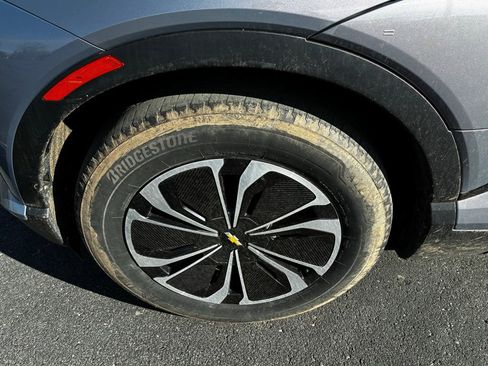 Used 2024 Chevrolet Blazer EV LT image 15