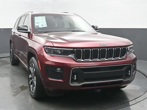 Used 2023 Jeep Grand Cherokee L Overland AWD/4WD image 8