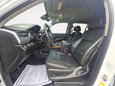 Used 2019 Chevrolet Suburban LT AWD/4WD image 9