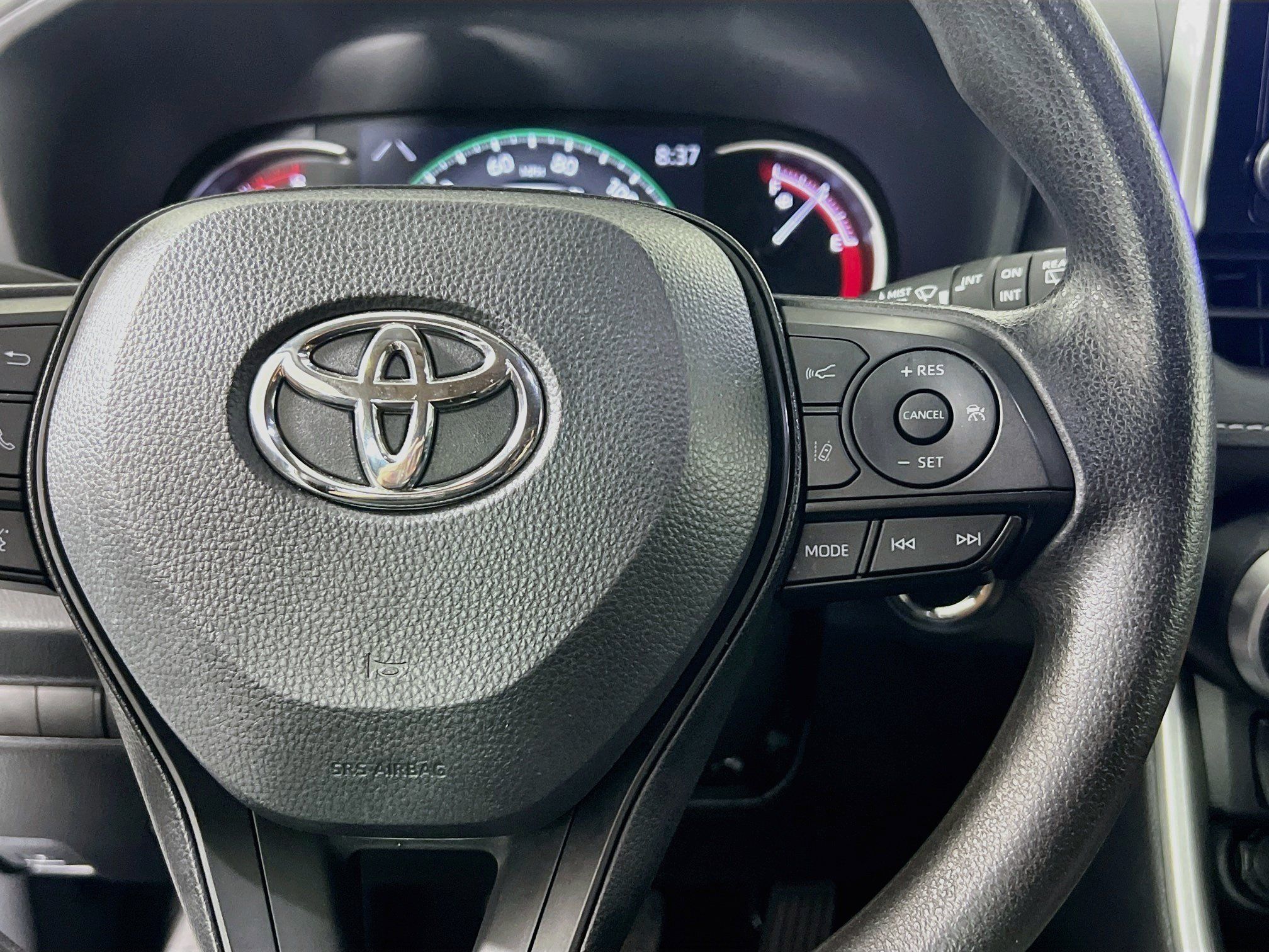 Used 2024 Toyota RAV4 XLE w/ Convenience Package FWD image 19