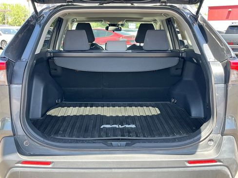 Used 2019 Toyota RAV4 XLE w/ All Weather Liner Package AWD/4WD image 25