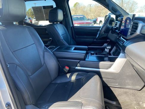 Used 2023 Toyota Tundra Platinum image 28