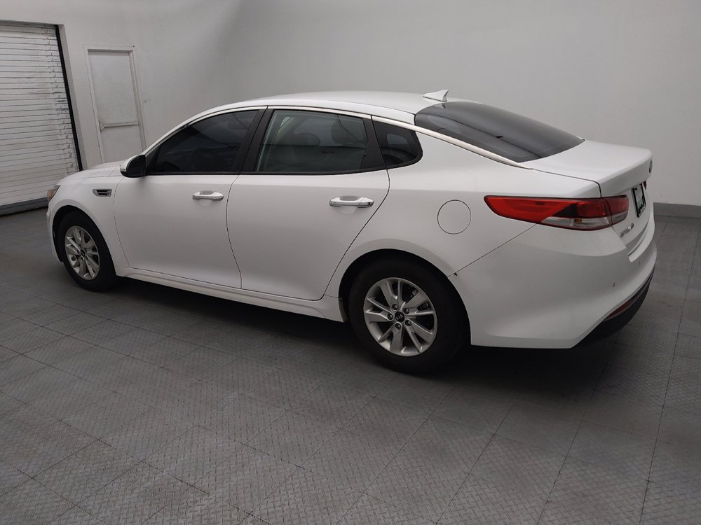 Used 2018 Kia Optima LX FWD image 3