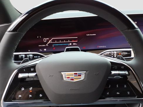 New 2026 Cadillac Escalade ESV Luxury image 16