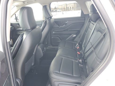 New 2026 Lincoln Corsair Premiere image 25