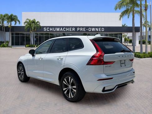 Used 2024 Volvo XC60 B5 Core AWD/4WD image 5