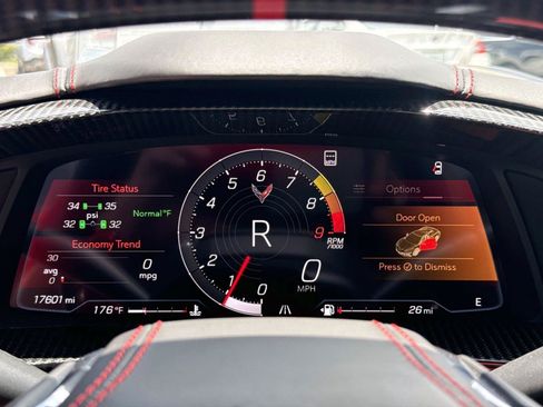 Used 2023 Chevrolet Corvette Z06 RWD image 29
