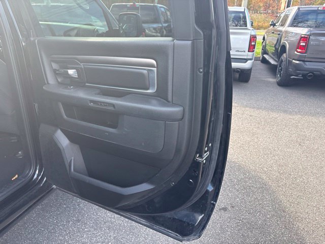 Used 2024 RAM 1500 Warlock AWD/4WD image 9