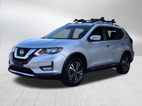 Used 2018 Nissan Rogue SL FWD image 3