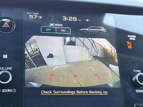 Certified 2025 Subaru Outback Premium w/ Popular Package #1A image 4