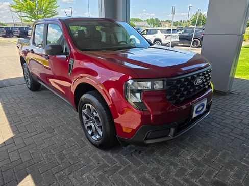 Used 2025 Ford Maverick XLT w/ 4K Tow Package AWD/4WD image 6