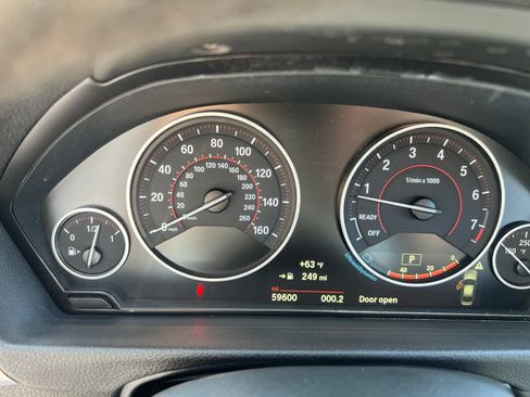 Used 2018 BMW 330i Sedan w/ Convenience Package RWD image 16