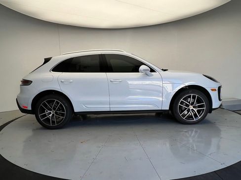 Certified 2023 Porsche Macan Turbo AWD/4WD image 23
