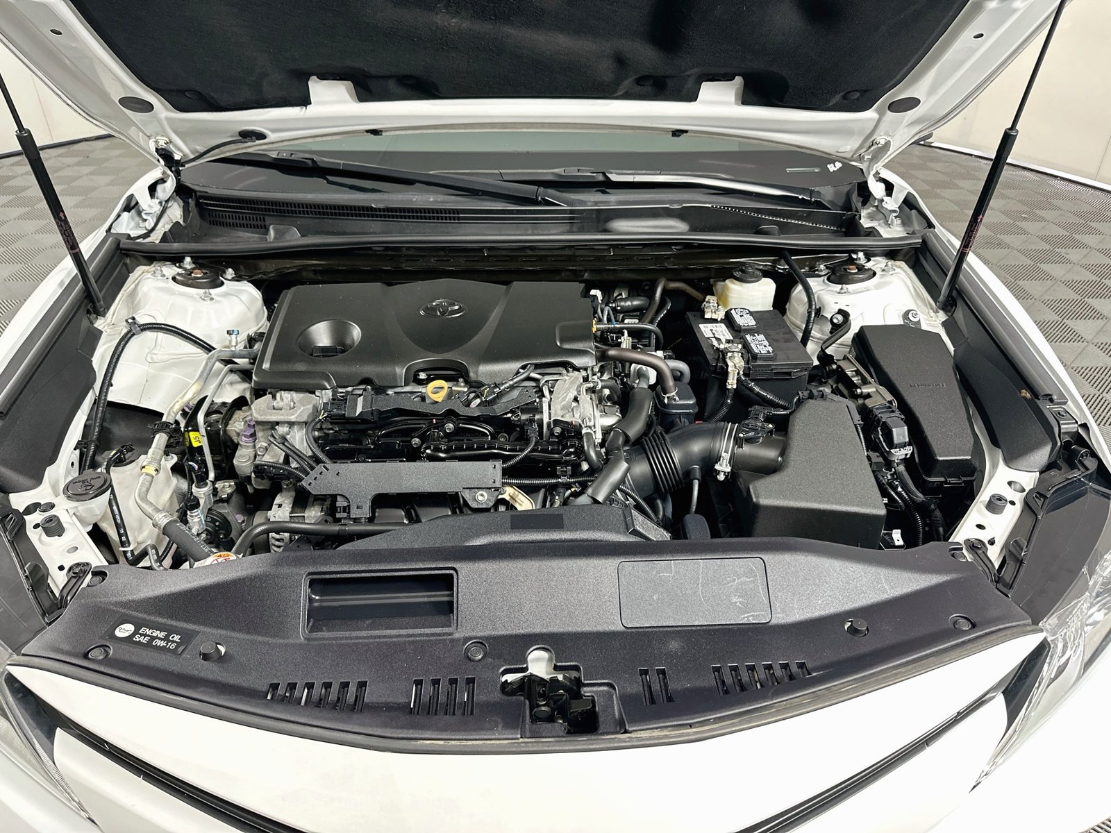 Used 2020 Toyota Camry LE FWD image 27