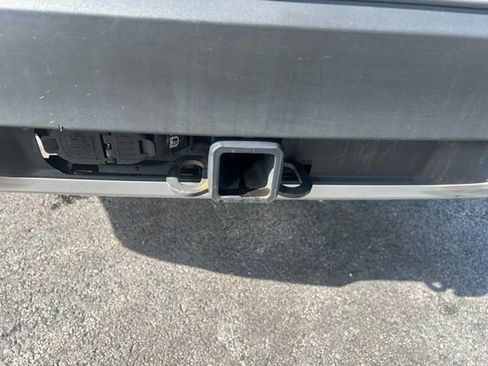 Used 2023 Ford Explorer XLT w/ Equipment Group 202A image 15