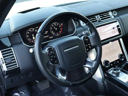Used 2018 Land Rover Range Rover HSE image 23