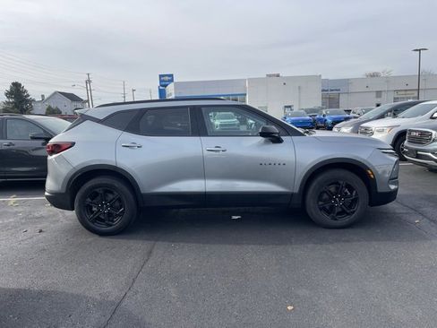 Used 2023 Chevrolet Blazer LT w/ Midnight/Sport Edition image 6