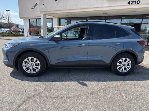 Used 2025 Ford Escape Active w/ Tech Pack #1 image 6