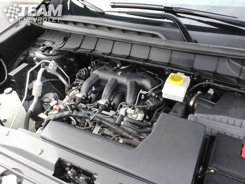 Used 2023 Nissan Pathfinder S image 31