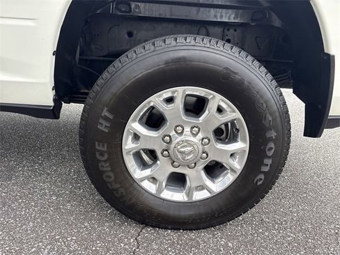 Used 2024 RAM 3500 Laramie image 19