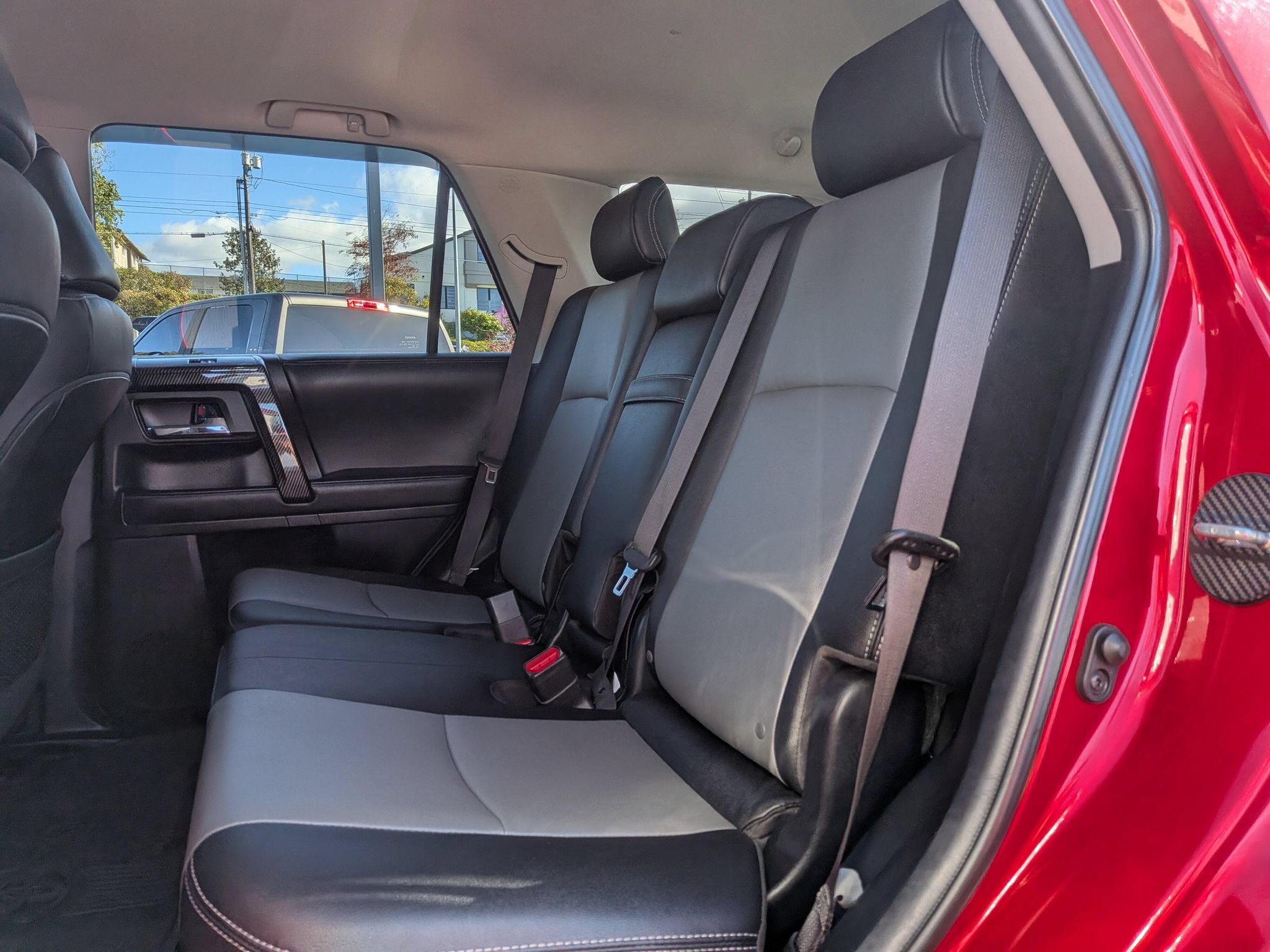 Used 2024 Toyota 4Runner SR5 Premium w/ Moonroof Package AWD/4WD image 6