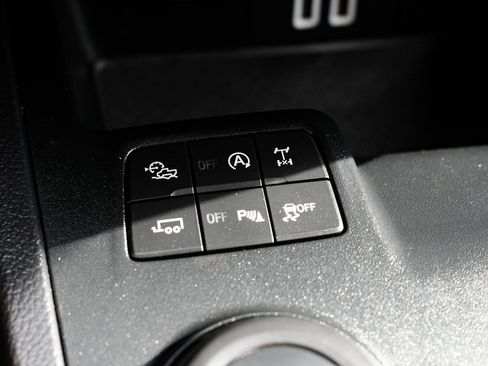 Used 2020 Ford Ranger Lariat w/ Equipment Group 501A Mid image 18