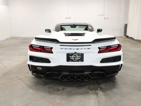 New 2026 Chevrolet Corvette Z06 w/ Stealth Interior Trim Package RWD image 8