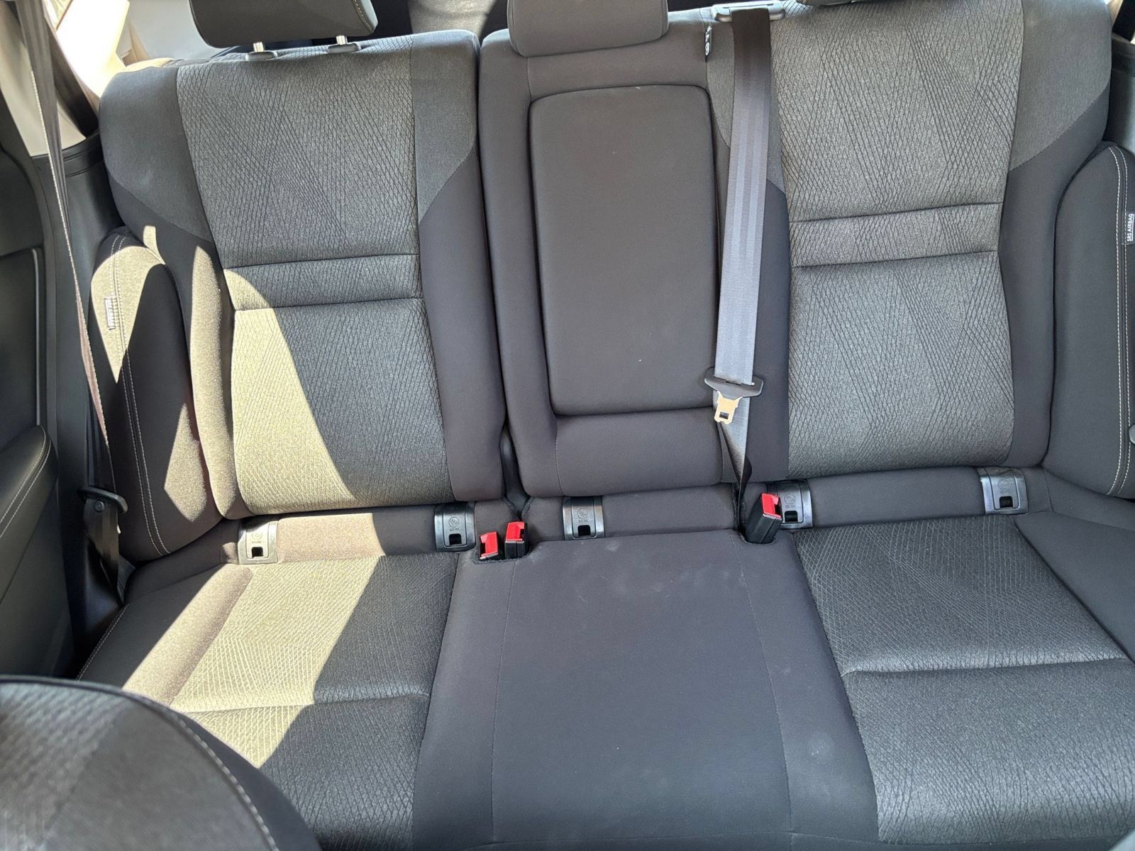 Used 2025 Nissan Rogue SV FWD image 39