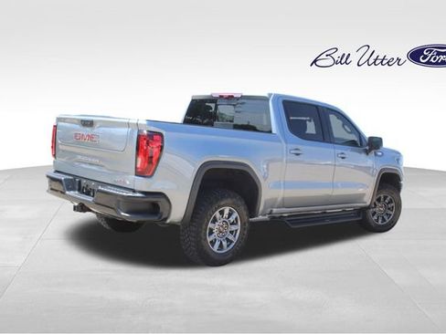 Used 2025 GMC Sierra 1500 AT4X AWD/4WD image 5