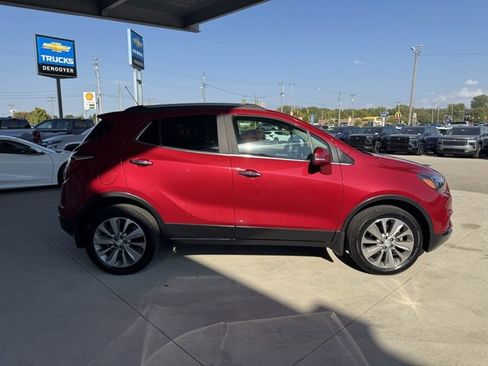 Used 2019 Buick Encore Preferred image 4
