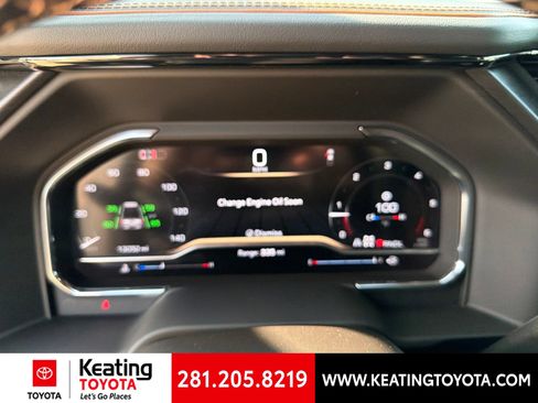 Used 2025 GMC Sierra 2500 AT4 w/ AT4 Preferred Package AWD/4WD image 16