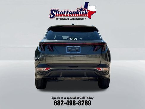 Used 2023 Hyundai Tucson SEL w/ Convenience Package FWD image 7