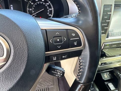 Certified 2020 Lexus GX 460 Premium w/ Premium Package image 29