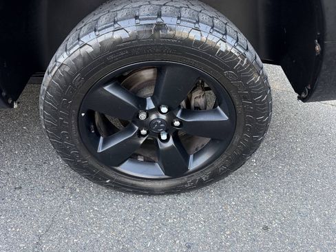 Used 2018 RAM 1500 Express w/ Wheel & Sound Group AWD/4WD image 10