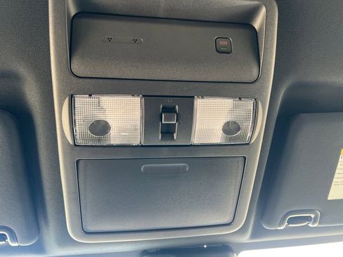 New 2026 Nissan Frontier PRO-4X w/ Pro-4x Convenience Package image 7