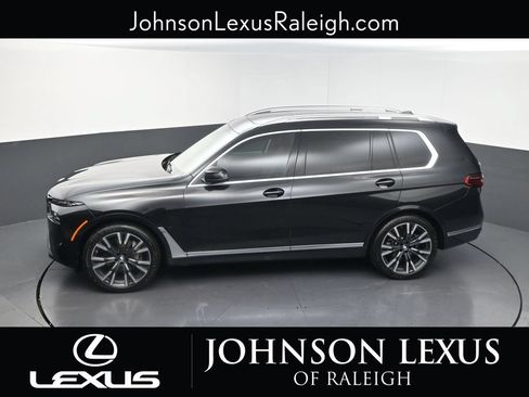 Used 2025 BMW X7 xDrive40i w/ Premium Package AWD/4WD image 29