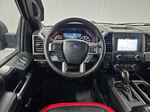 Used 2018 Ford F150 Lariat image 16