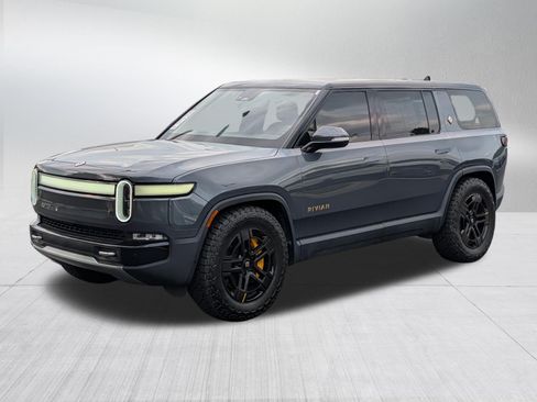Used 2023 Rivian R1S Adventure Quad AWD/4WD image 3