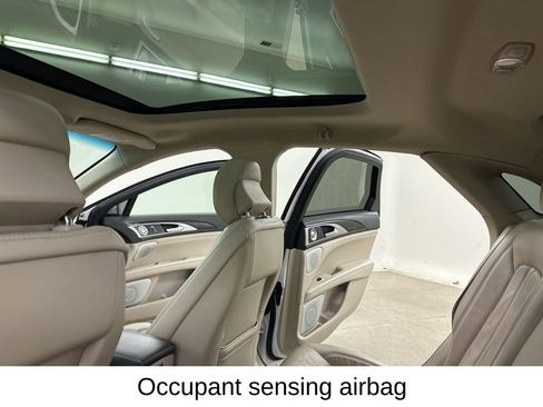 Used 2019 Lincoln MKZ Reserve w/ Luxury Package image 27