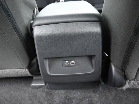 Used 2023 Nissan Frontier PRO-4X w/ Technology Package image 16