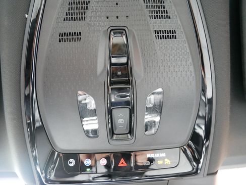 Certified 2024 Cadillac Lyriq Sport w/ LPO, Floor Liner Package AWD/4WD image 21
