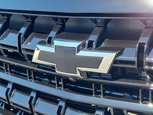 Used 2025 Chevrolet Tahoe Z71 AWD/4WD image 31