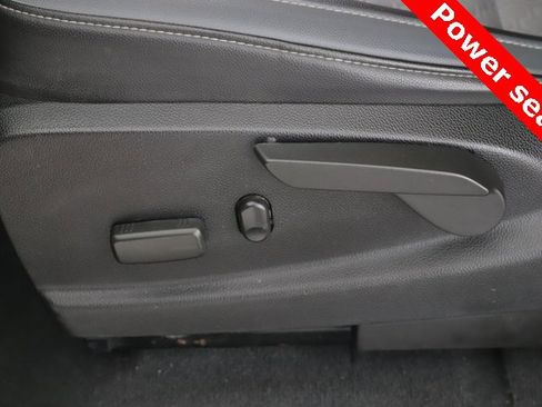 Used 2021 Chevrolet Colorado Z71 image 18