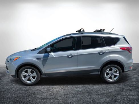 Used 2014 Ford Escape SE w/ Equipment Group 201A image 6