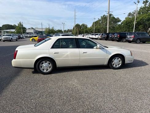 Used 2002 Cadillac De Ville FWD image 4