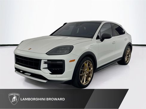 Used 2024 Porsche Cayenne Turbo GT image 1